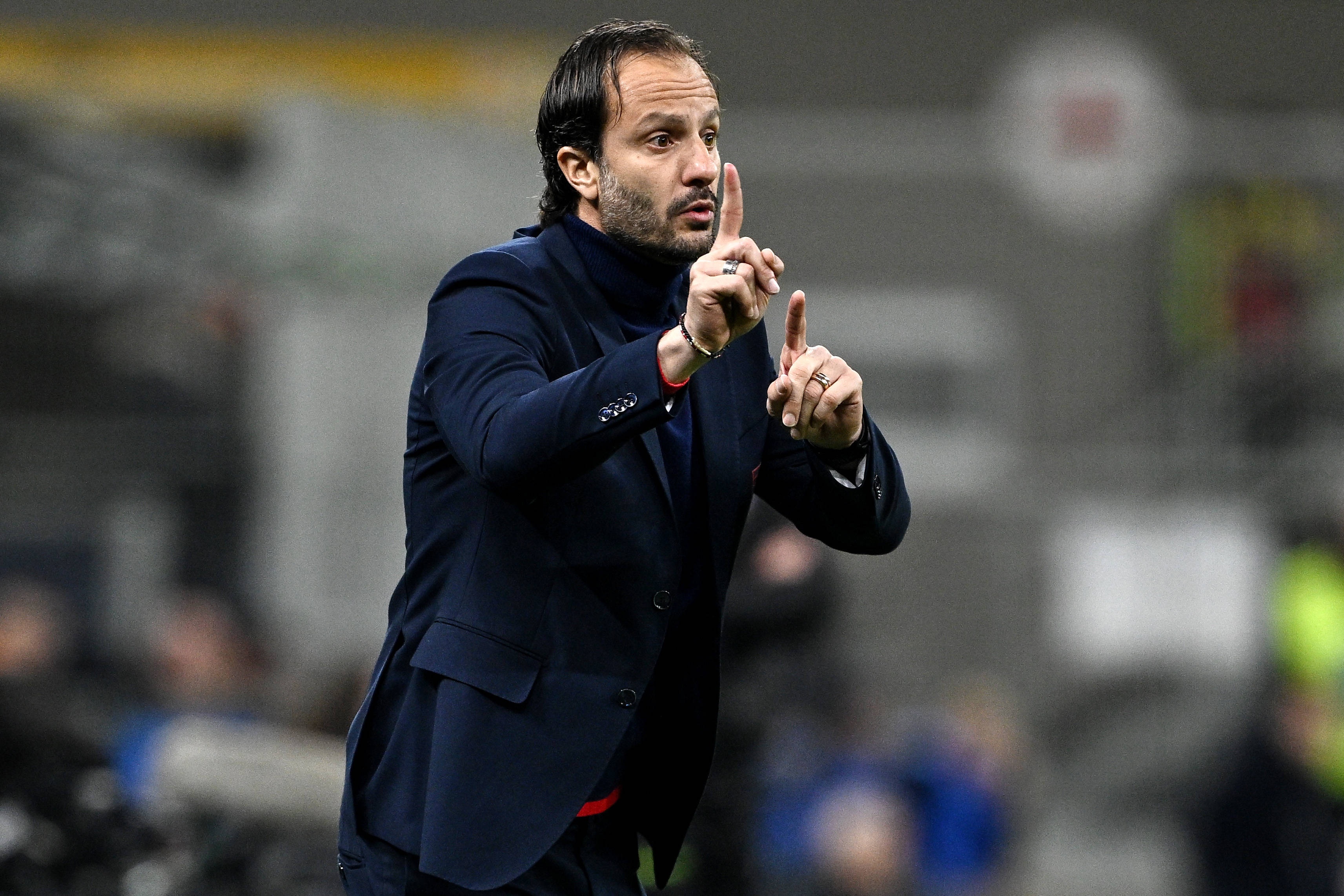 kaiyun-绝平球太激动！比萨主帅吉拉迪诺：庆祝球员进球时我扭伤了脚踝